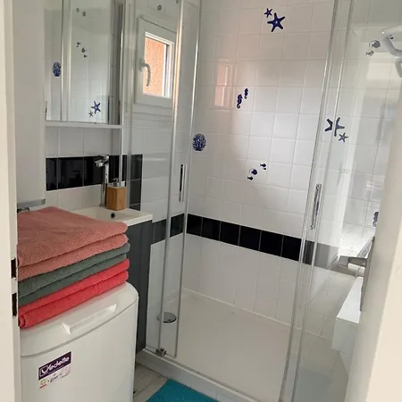 Les Sternes Holiday home