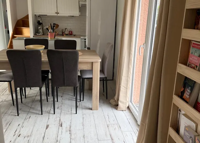 Feriehus Les Sternes *