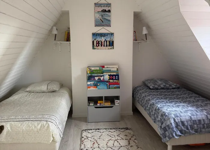 Les Sternes Nyaraló *